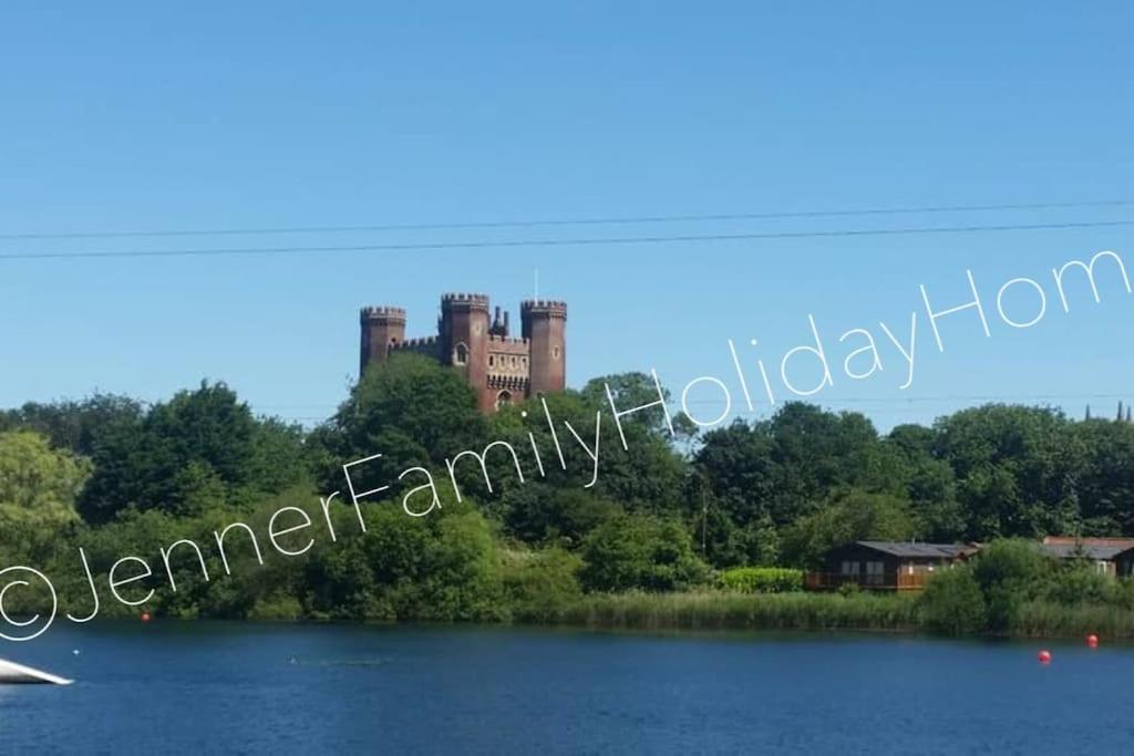 Jenner Family Holiday Homes At Tattershall Lakes Dogdyke Exterior photo